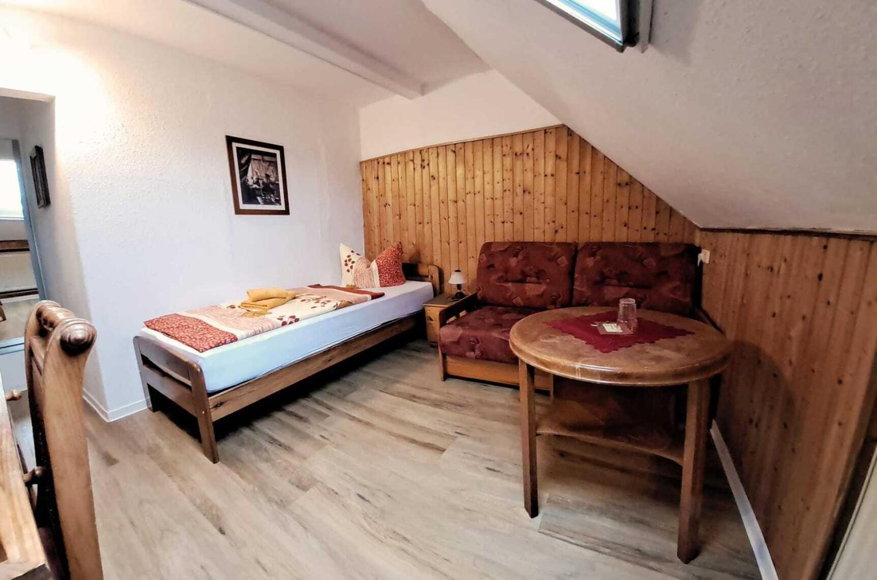 Pension & Gasthaus Nostalgie Altendorf  Rom bilde